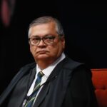 Dino decides that the Executive cannot implement the amendments indicated by Eduardo and Ramajim | policy