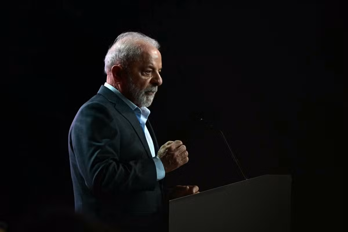 112975035-brazils-president-luiz-inacio-lula-da-silva-delivers-a-speech-during-the-cop30-un-cli.jpg