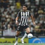 Alonso apologizes for an altercation with fans in Paraguay