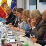 The government and unions agree to raise the salaries of 3.5 million public employees by more than 11% until 2028 | economy