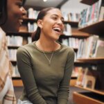 Discover the signs that win loyalty