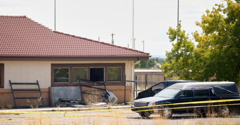 kudupinter – Judge to weigh plea deal of funeral home owner accused of stashing nearly 190 decaying bodies