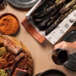 Calçotadas facing the sea 15 minutes from Barcelona to enjoy like a mammoth