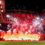Hollandês’ match was abandoned after fans lit off fireworks