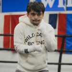 Manny Pacquiao’s son is starting his professional career and will face the huge challenge of starting to shine in his own light