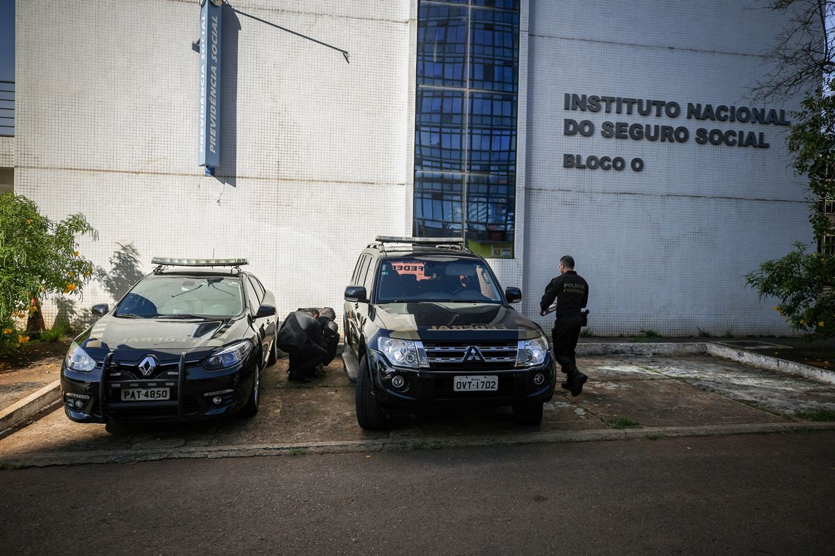 Policia-Federal-deflagra-a-operacao-Sem-Desconto-que-cumpre-na-manha-desta-quarta-feira-23-de-abril.jpeg