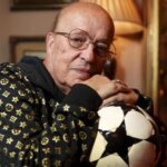 “Barcelona will perform very well, but they will be upset at the last minute; “That’s what the cards say.”