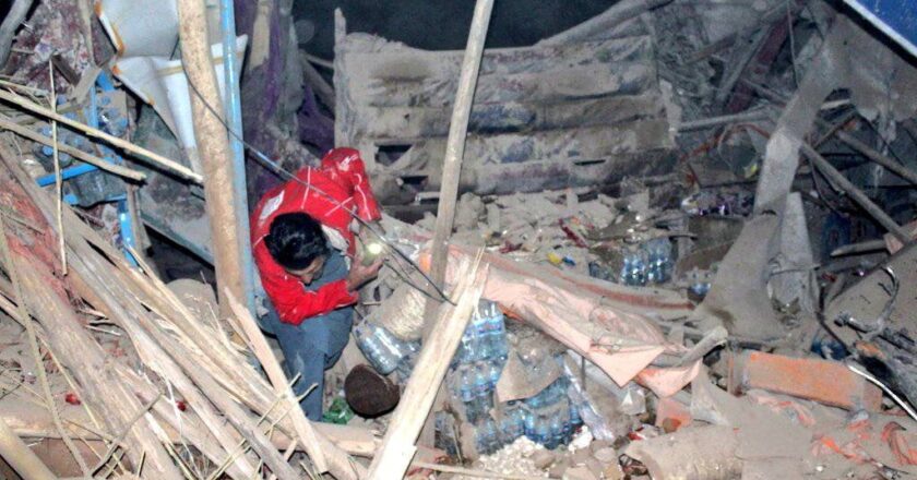 kudupinter – Powerful earthquake kills at least 20 and injures dozens