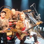 Andy Summers will bring the songs of The Police with a trio made up of musicians from Paralamas and Barao Vermelho