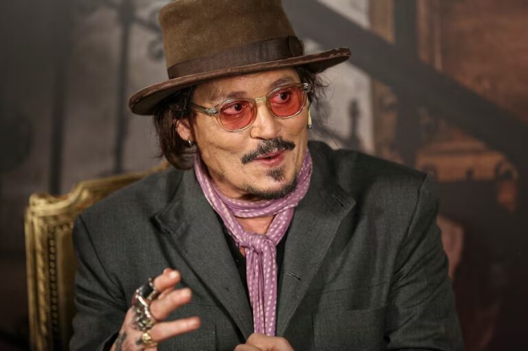 a-johnny-depp-que-actualmente-se-encuentra-en-766VAVL6FJEOXE5KWOTTC6N6AE.JPG