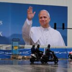 The Pope concludes his visit to Turkey and travels to Lebanon with a message of peace