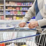 How much does it cost to fill a car in Argentina and what happens in other countries