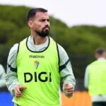 Cadiz arrives at the Archangel with great losses and doubts in his career