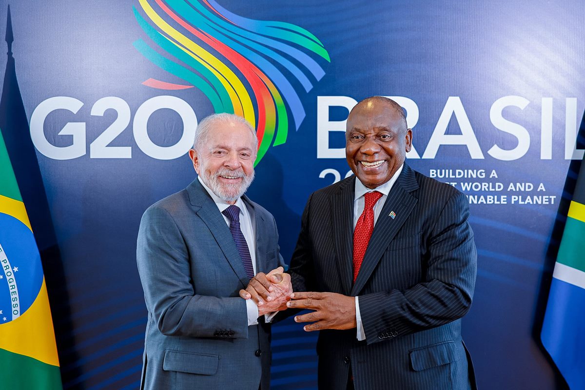 foto-lula-e-presidente-da-africa-do-sul-Cyril-Ramaphosa.jpg