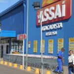 Asai and Movato Family: The brothers match with the CEO and hold a meeting to calm down the team | Companies