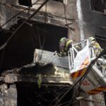 Kiev lives in complete darkness after the Russian attack that left more than two dead and 20 injured