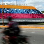 Venezuela condemns Trump’s new “colonial threat” and “aggression” by closing its airspace