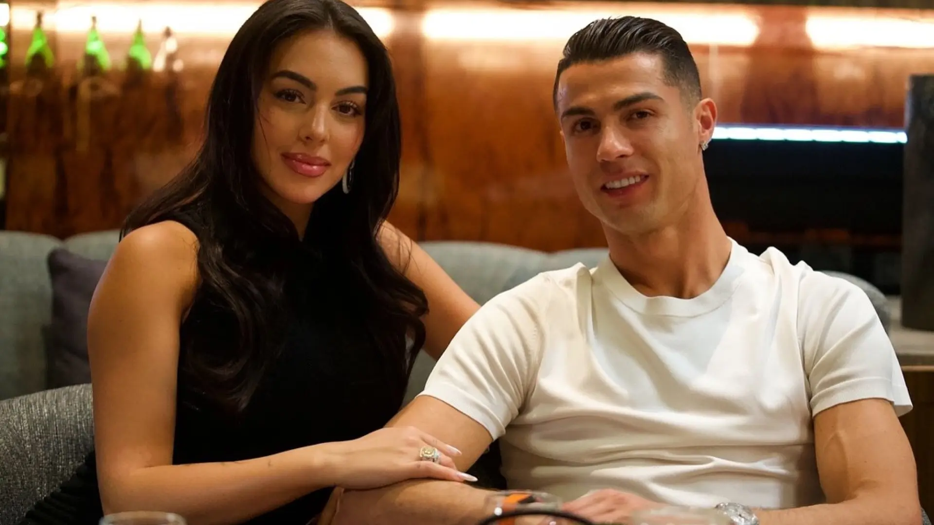 georgina-rodriguez-y-cristiano-ronaldo.jpeg