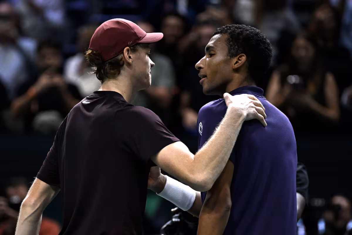 jannik-sinner-y-felix-auger-aliassime-se-vuelven-AXFN3NQHDFGIROCF5UATEBKJ74.jpg