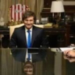 Miley celebrated Estudiantes de la Plata’s victory over Central Cordoba