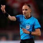 Serbian Minajkovic, refereeing Betis