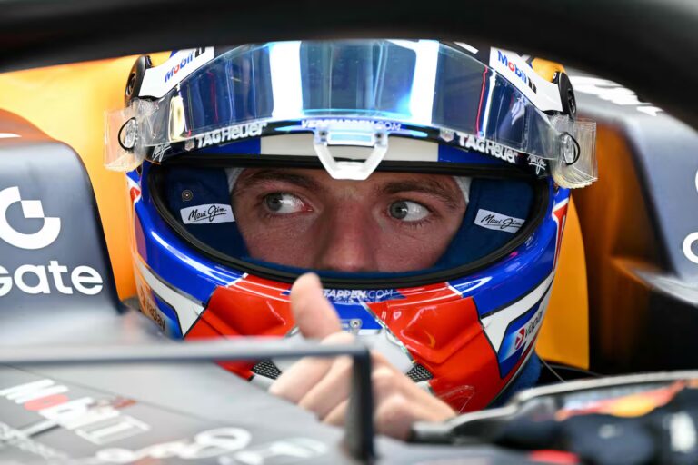 pulgar-arriba-de-max-verstappen-el-neerlandes-que-SHRRZD3HAVH5XK44PWDXVE57UE.JPG