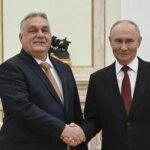 Orban challenges the European Union by promising Putin to continue buying Russian oil
