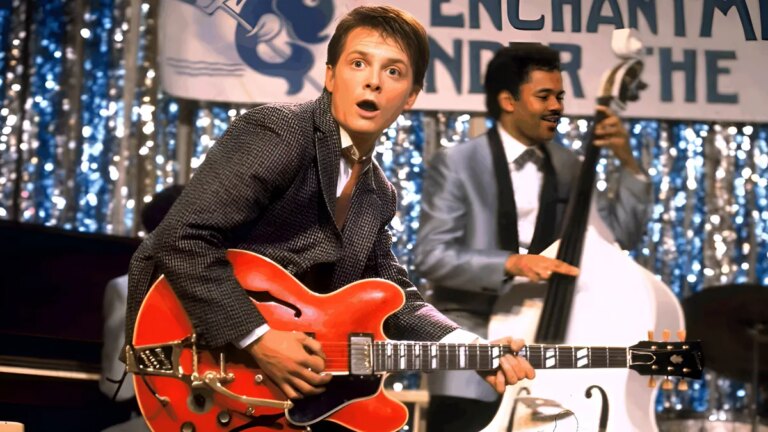 regreso-futuro-guitarra-marty-mcfly-4372873.jpg