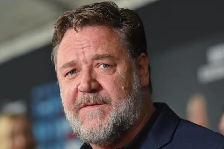 russell-crowe-saco-de-su-dieta-una-bebida-y-7E3MT3N7XBDQ3NMALOLFYPP4KQ.jpg