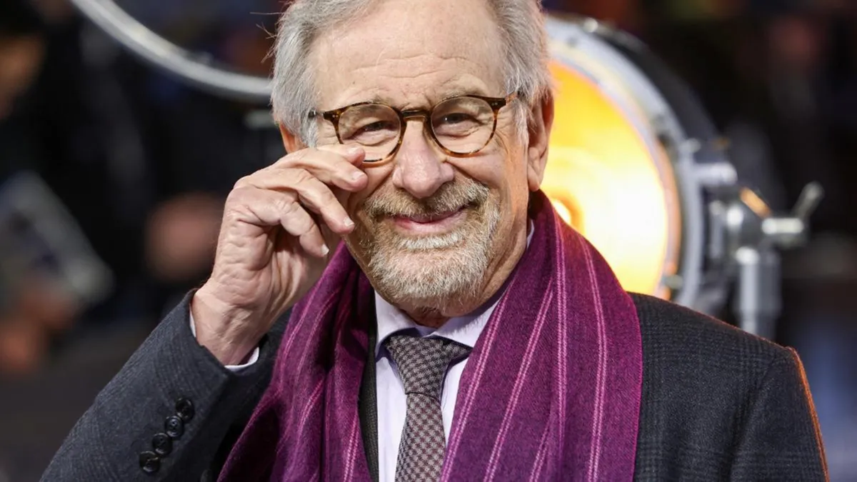 steven-spielberg-3086728.jpg