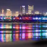 When will the Chicago Christmas Train arrive in Illinois and which performers will perform?