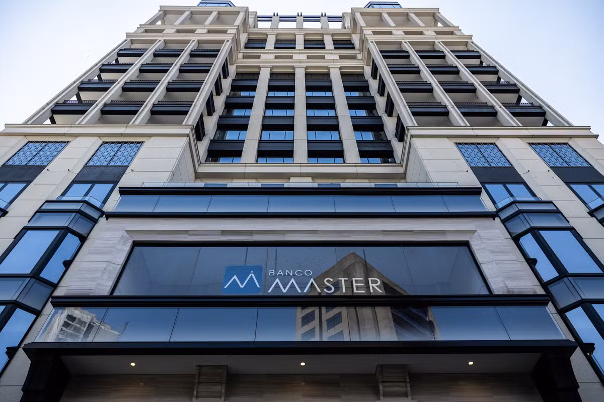 112235390-eco-sao-paulo-sp-05-09-2025-fachada-do-predio-do-banco-master-itaim-bibi-mar.jpg