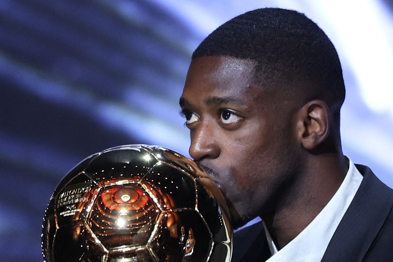 112448147-topshot-paris-saint-germains-french-forward-ousmane-dembele-kisses-the-ballon-dor.jpg