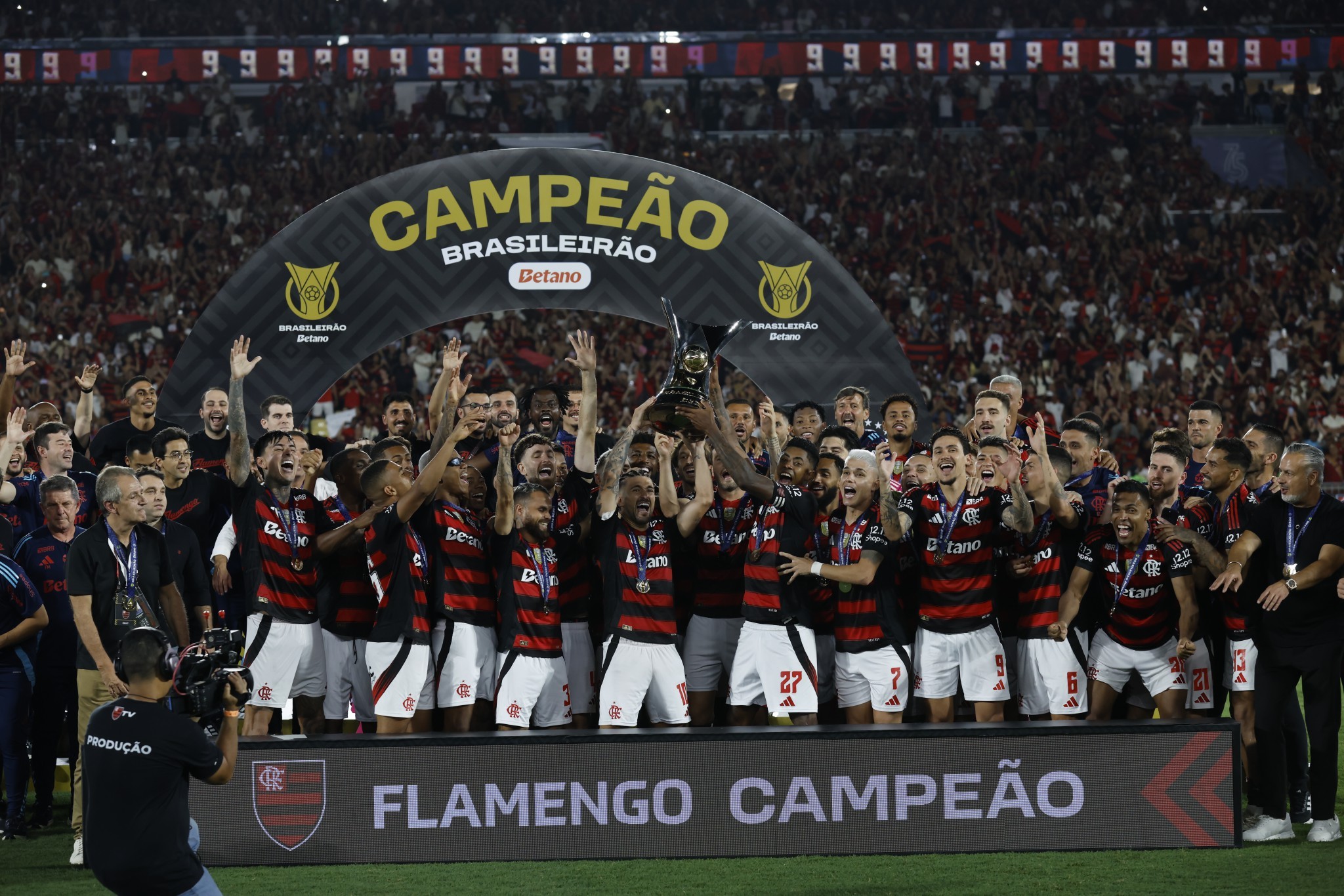 113203172-esp-rio-de-janeiro-rj-03-12-2025-campeonato-brasileiro-2025-jogo-entre-flamengo-x.jpg