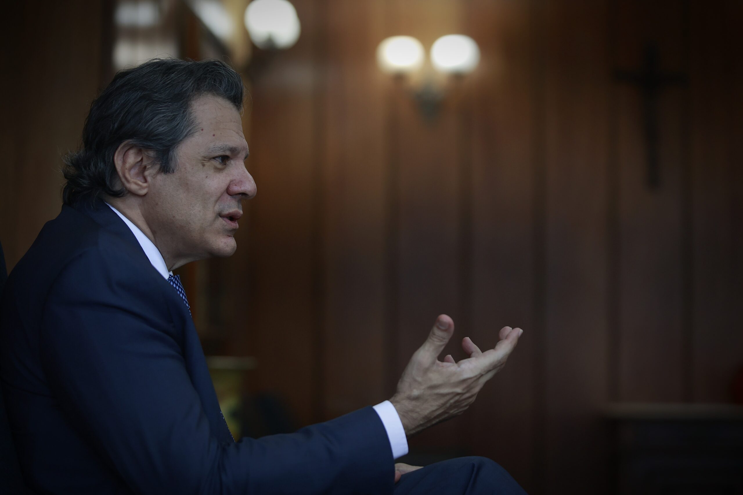 113280949-pa-brasilia-11-12-2025-fernando-haddad-ministro-da-fazenda-ministro-da-fazenda-ferna.jpg