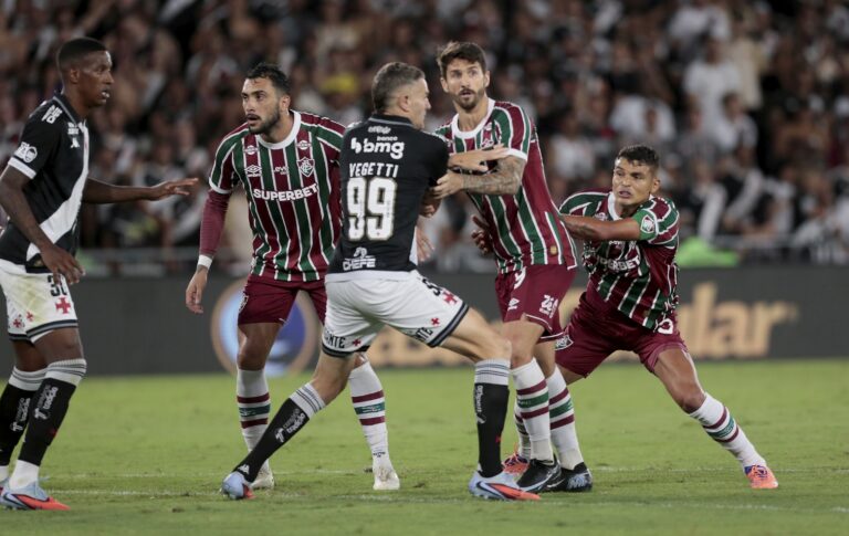 113284645-es-rio-de-janeiro-rj-11-12-2025-copa-do-brasil-semifinal-.-vasco-x-fluminens.jpg