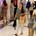 113353970-en-rio-de-janeiro-rj-20-12-2025-ultimo-fim-de-semana-de-compras-antes-do-natal-movim.jpg