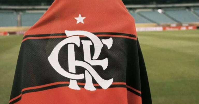 1434590574-2120989692-escudo-do-flamengo-15.jpg