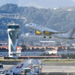 A plane makes an emergency landing in Bilbao after one of its passengers died