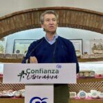 Figo joins forces with Guardiola and Abascal responds that he does not “attack” “ready-made candidates”