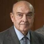 Cavallo insists that the government give more freedom to the economy