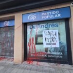 Otegi makes fun of Ayuso because "More and more people are voting for us" While their youth attack the Basque Party headquarters in Bilbao