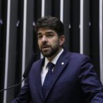 There is no environmental deconstruction. We change what is necessary to achieve rationality,” says the text rapporteur in the hall