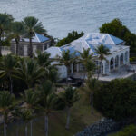 See photos of the private island that may belong to Jeffrey Epstein – 03/12/2025 – The World