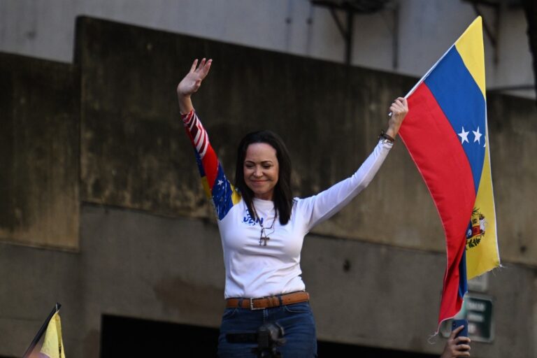 1765338791_afp-20250109-36tf4bk-v2-preview-topshotvenezuelaoppositionprotestmachado.jpg