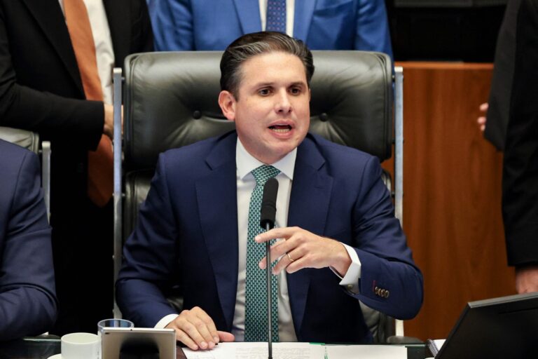 1765951275_113266834-brazils-chamber-of-deputies-speaker-hugo-motta-speaks-during-a-plenary-session-on-a-b.jpg