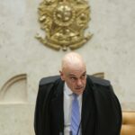 1766654951_Ministro-Alexandre-de-Moraes-preside-pela-primeira-vez-a-sessao-do-Supremo-Tribunal-Federal-STF-Metr.jpeg