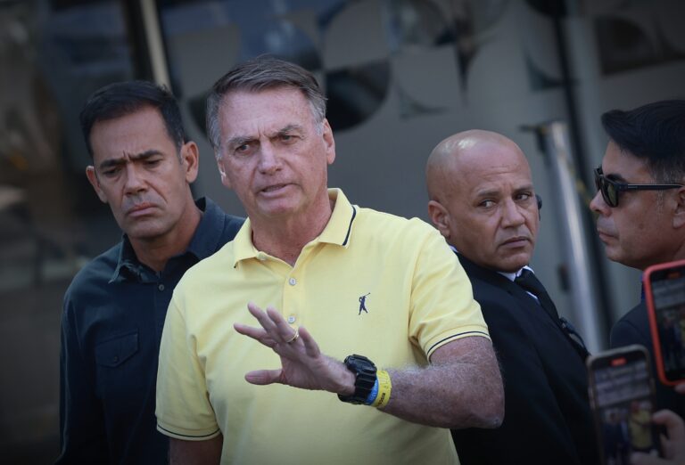 1766679744_112036898-mariz-pa-brasilia-16-08-2025-jair-messias-bolsonaro-hospital-df-star-o-ex-presidente-da-re.jpeg