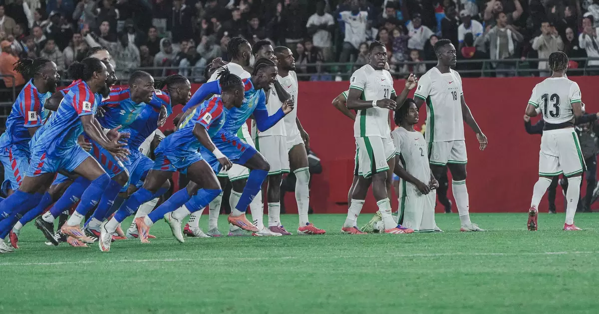 1802880650-congo-comemorando-a-classificacao-nos-penaltis-sobre-a-nigeria.jpeg