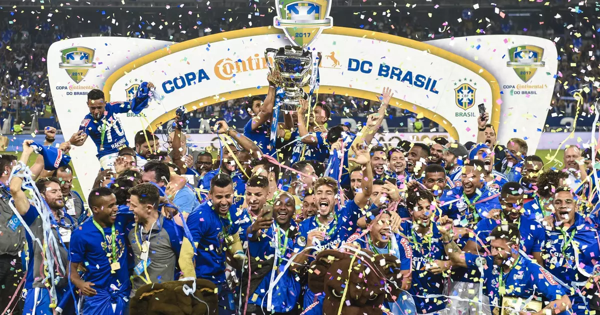 1905055723-cruzeiro-v-flamengo-copa-do-brasil-2017-finals-2048x1201.jpg